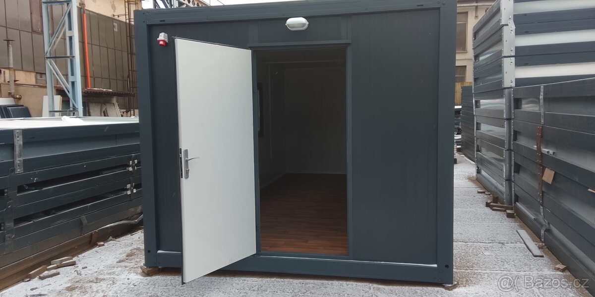 Obytný / prodejní kontejner 3 × 6 m - 4