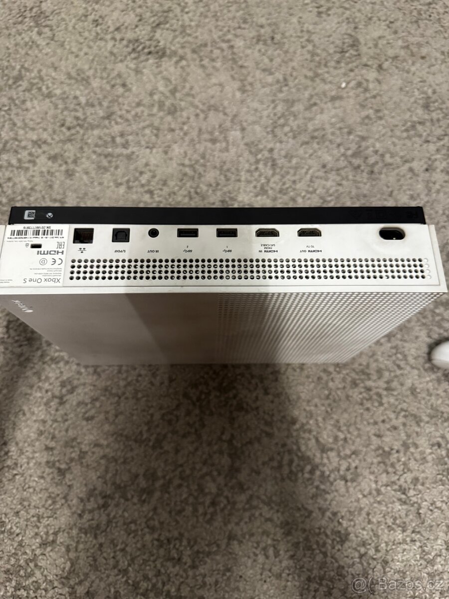 Xbox one s + hry - 4