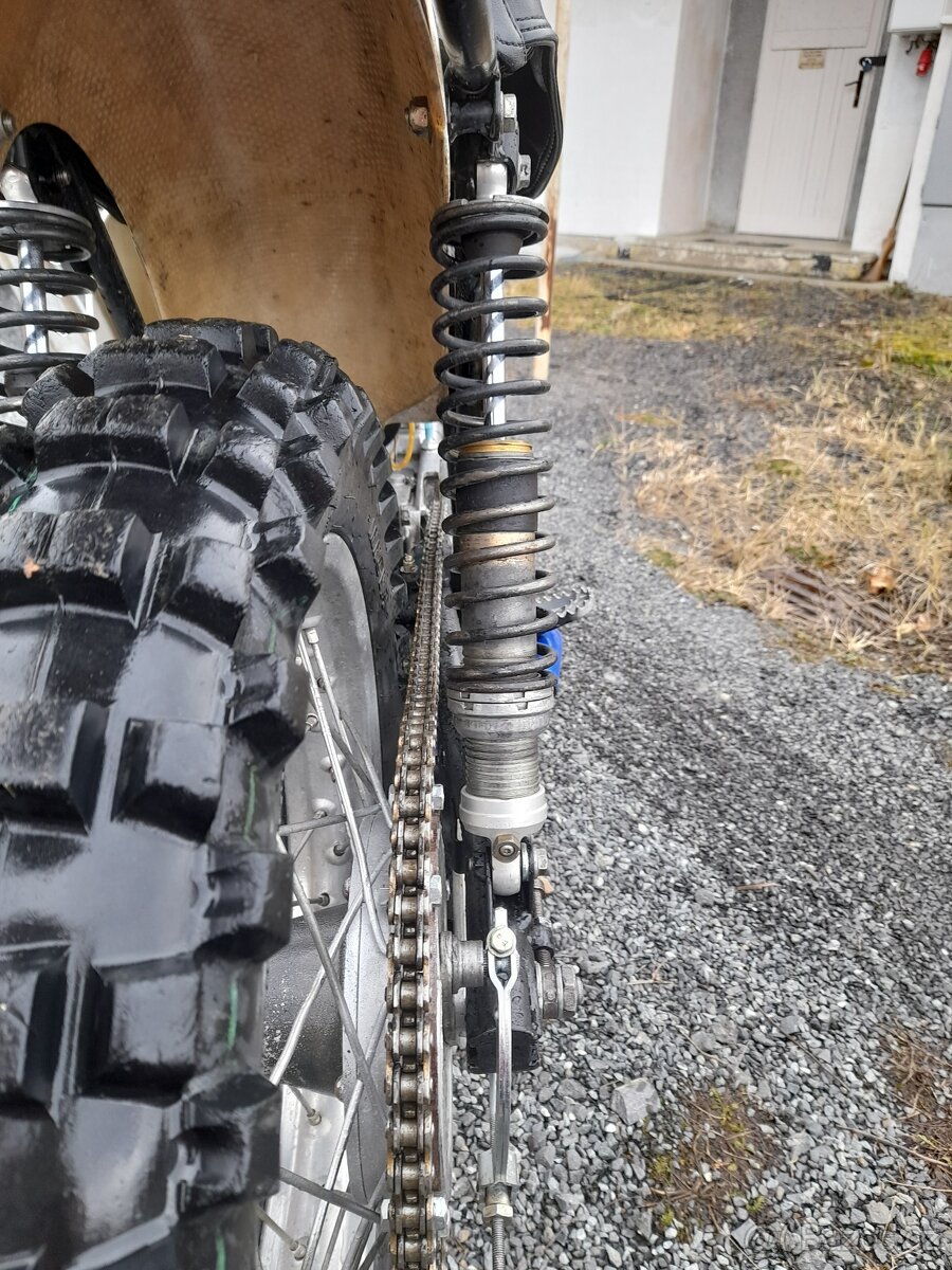 CZ 380 motocros clasic