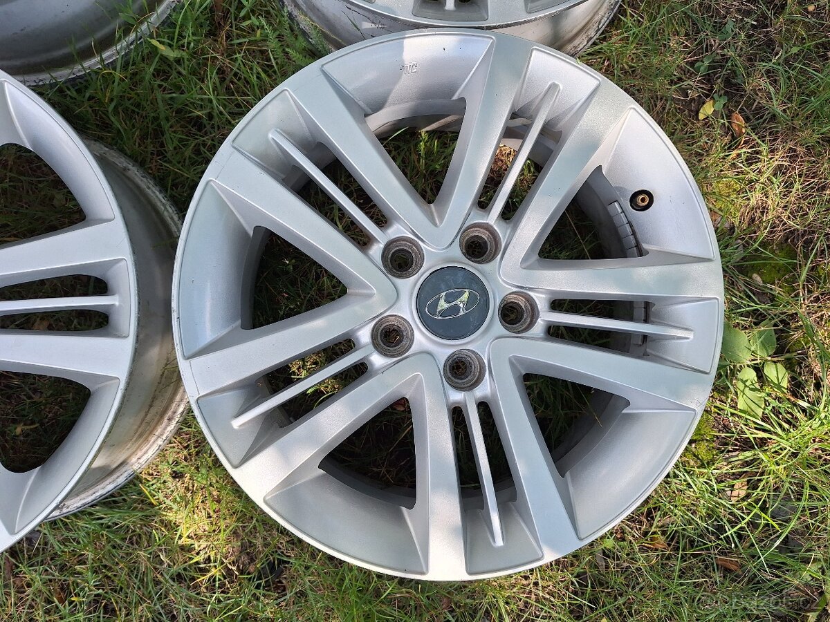 Alu kola Hyundai R16 5x114.3 ET 36 originál - 4
