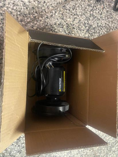 Bruska dvoukotoučová 250 W, vybalená - 4