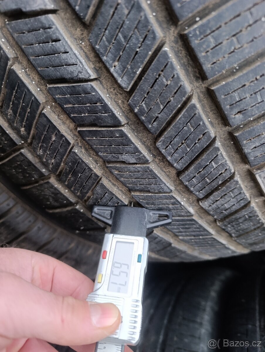 18" Audi Q7 255/55 R18 5x130 - 4