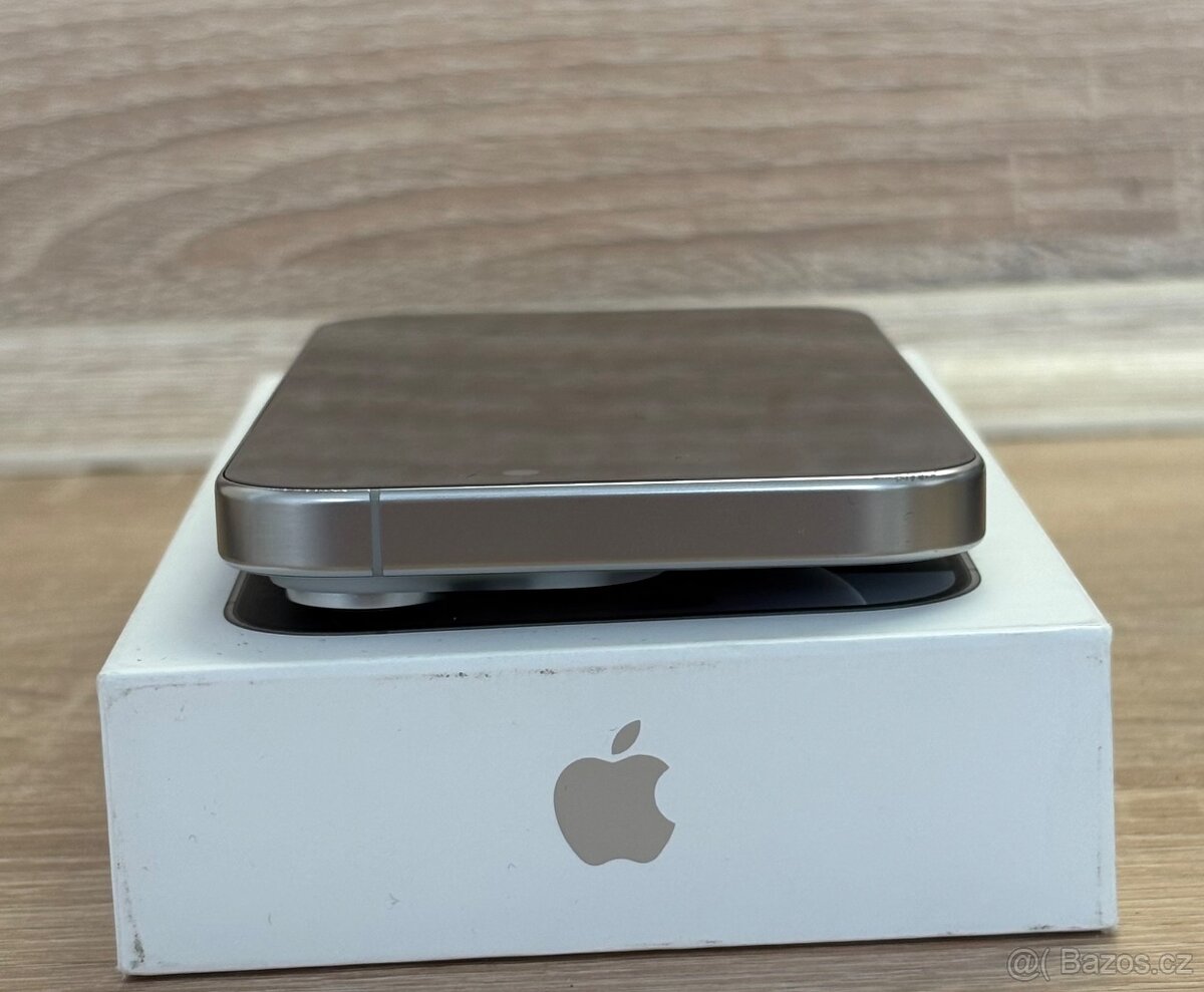 IPhone 16 Pro bílý titan 128gb - 4