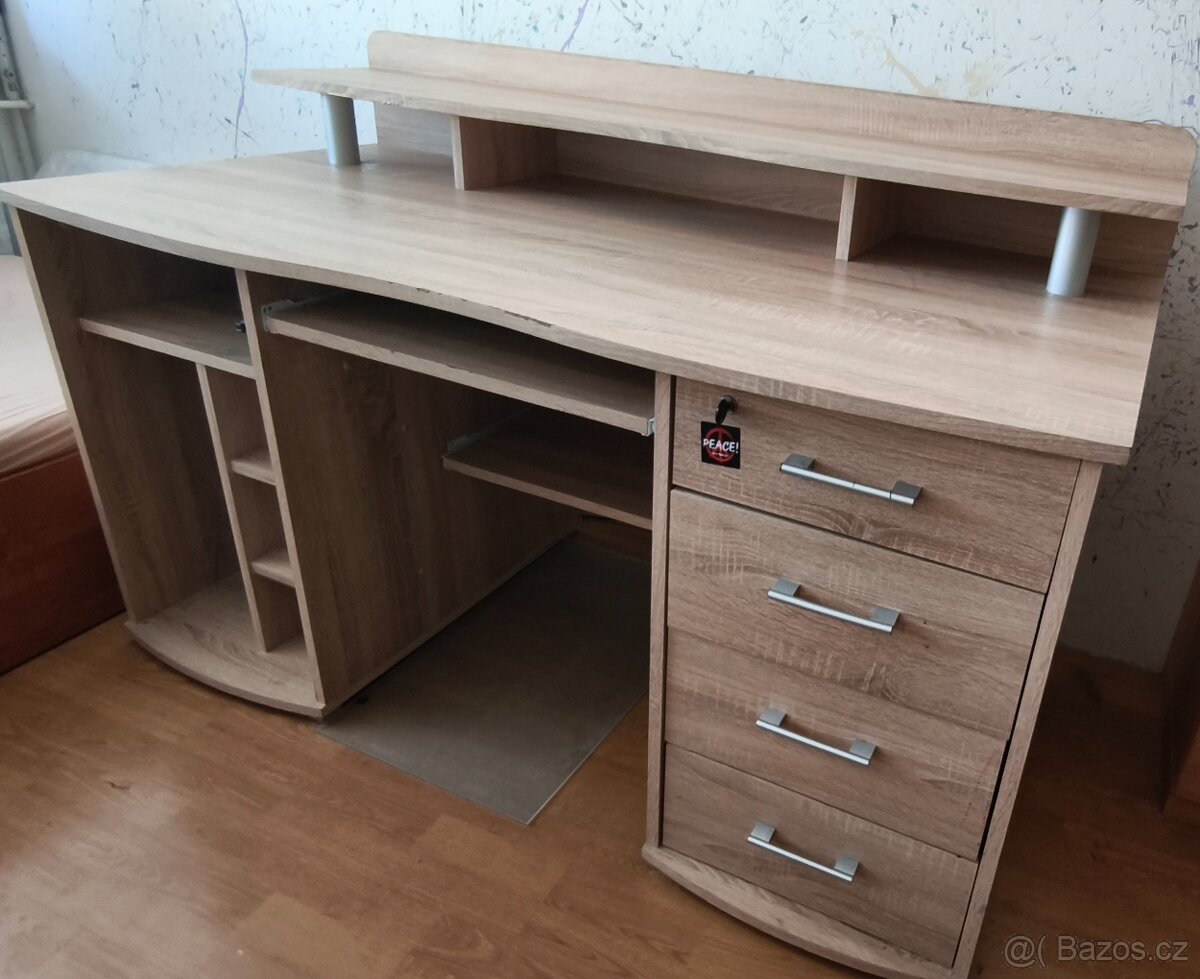 PC stůl - 4