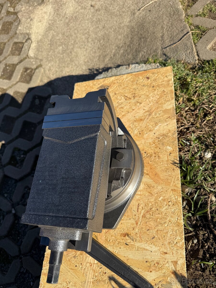 Strojní svěrák - 4