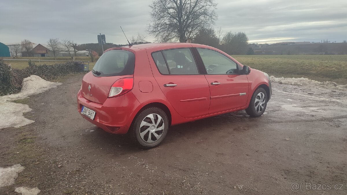 Renault Clio 1,2i 55kw - 4