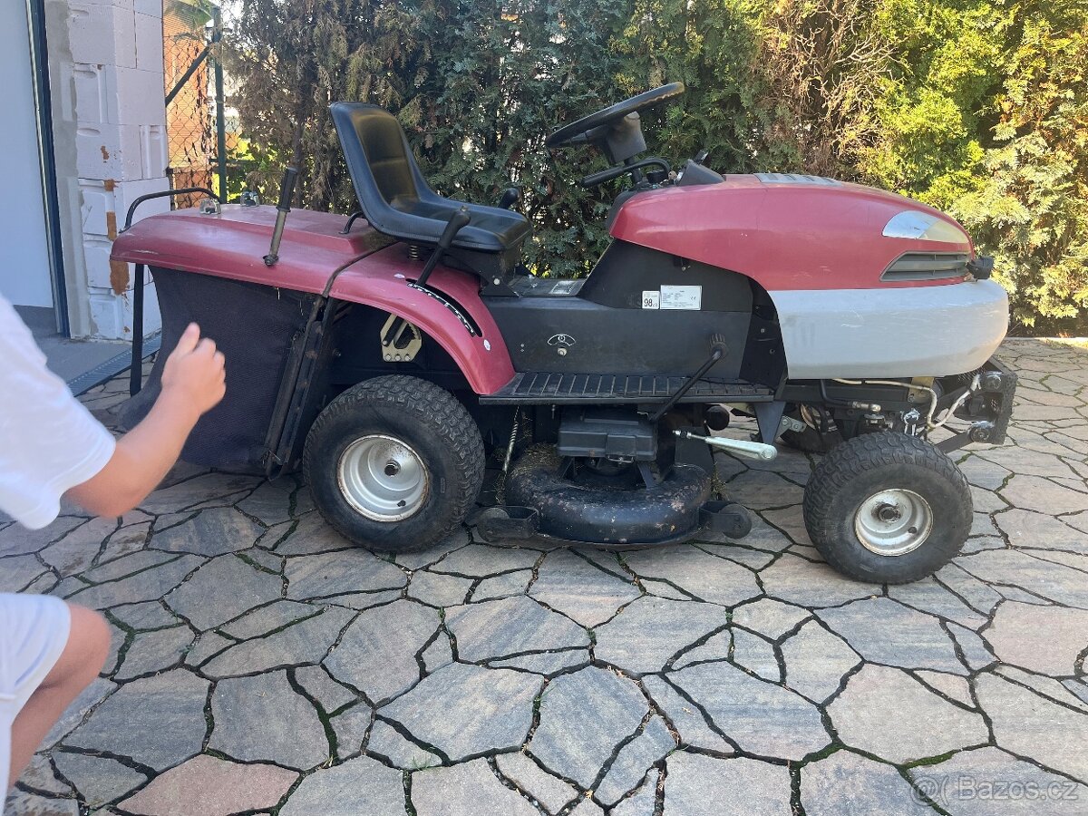 Zahradí sekáči traktor Wisconsim - 4