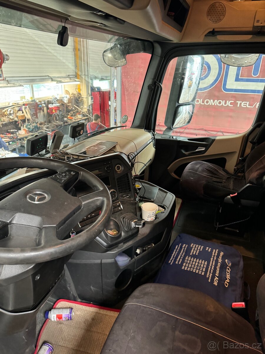 Mercedes Actros 1845 - 4
