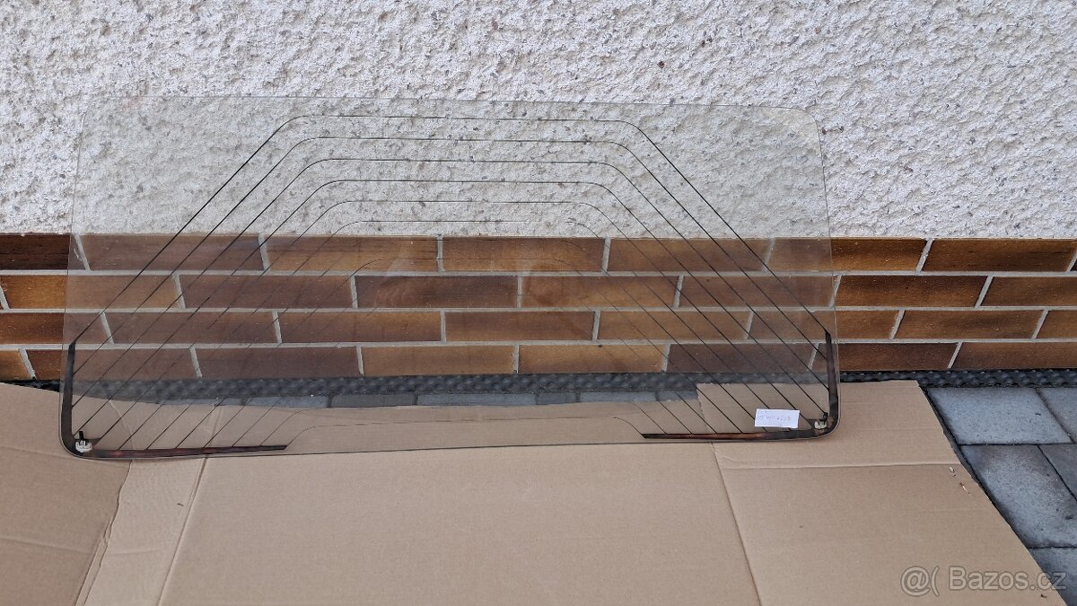 Nové zadní okno FAVORIT ORIGINÁL ČIRÉ - 4