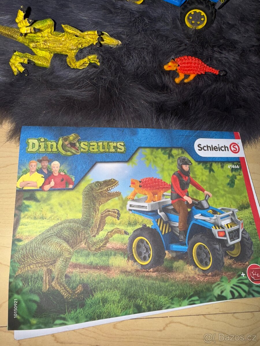 Schleich dino útěk před velociraptorem na čtyřkolce - 4