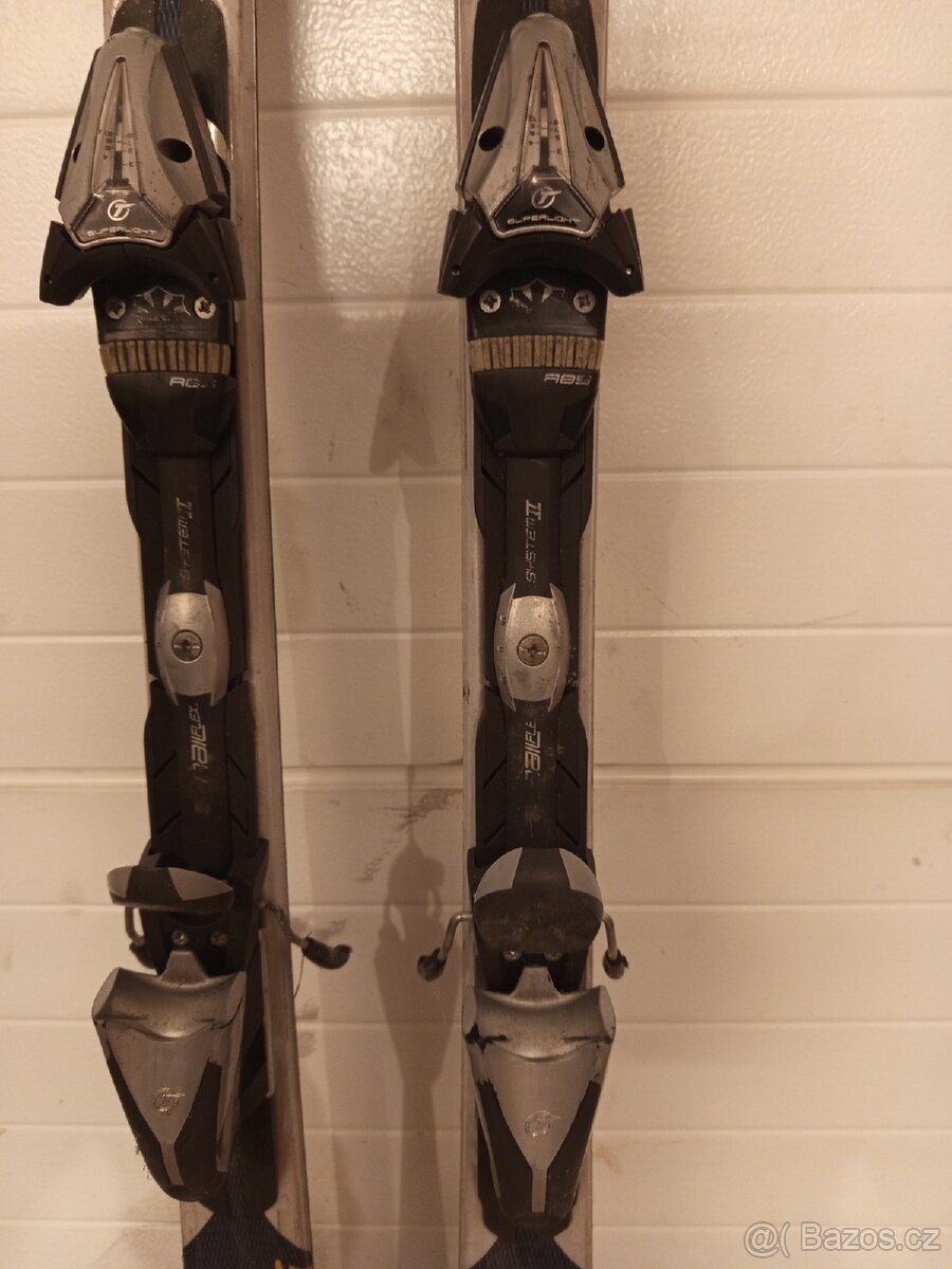 Sjezdové lyže Head C210Si - 4