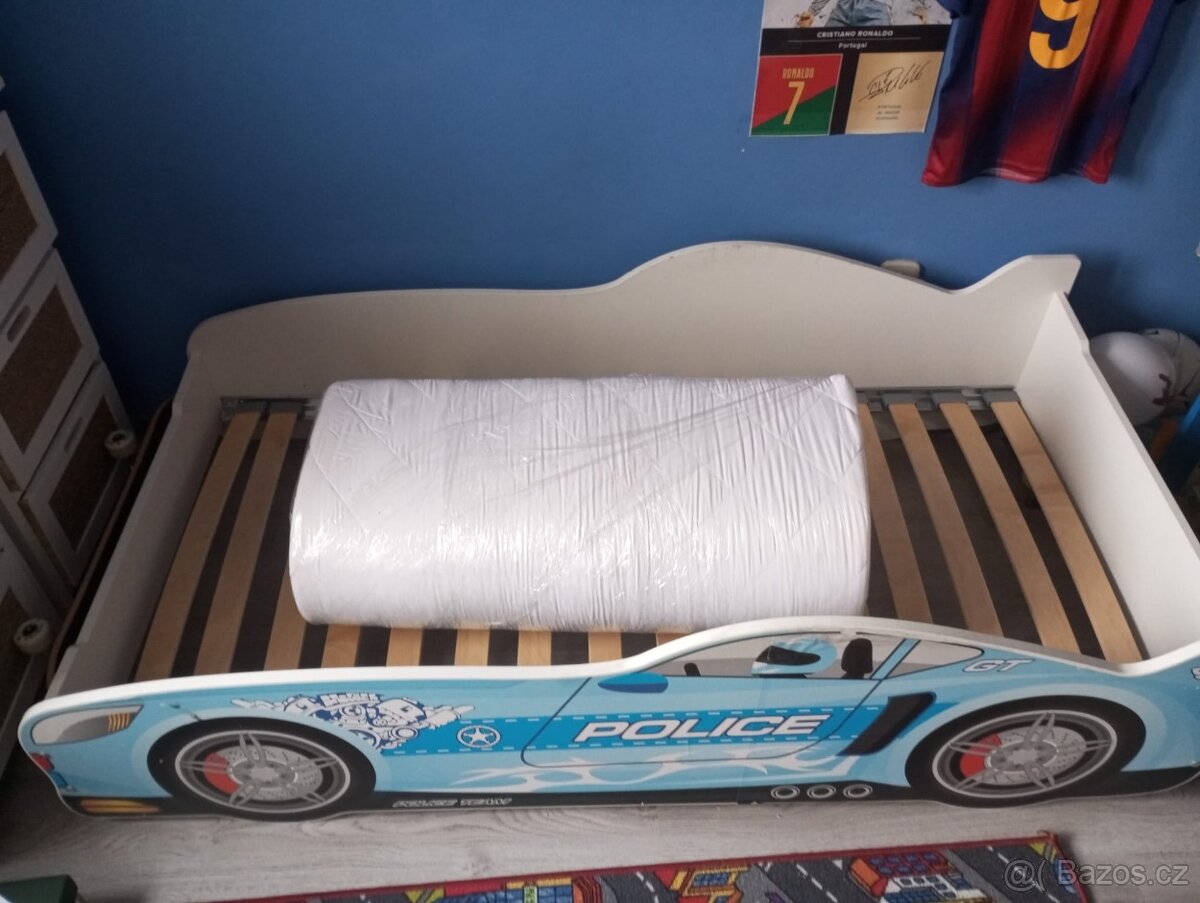 Postel ve tvaru auta - 4