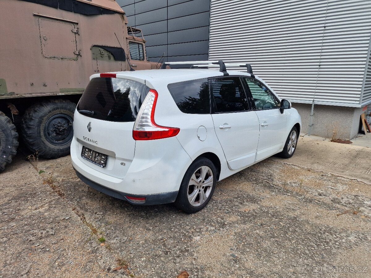 RENAULT SCENIC 3 DCi 1,5 81 kW - 4