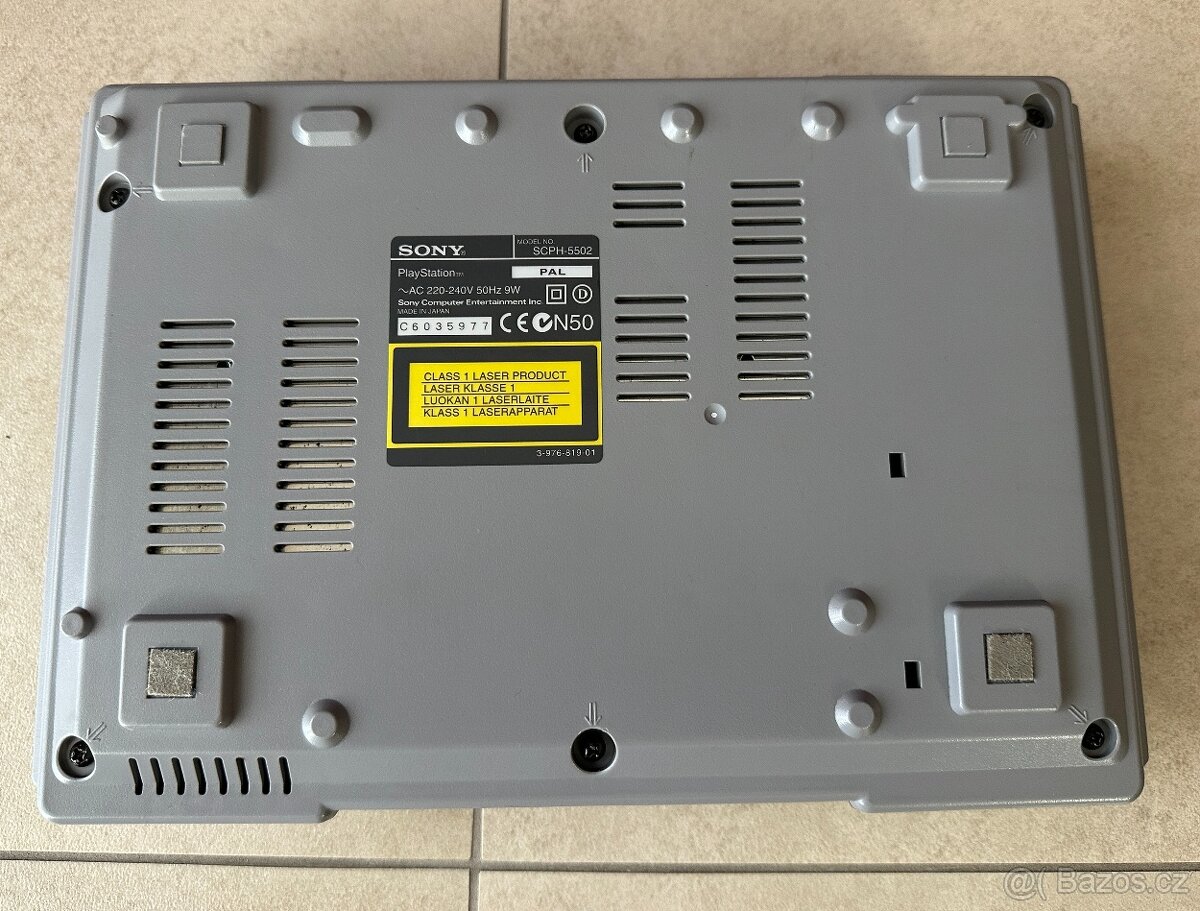 Playstation 1 scph 5502 PAL + volant s pedály a hra - 4