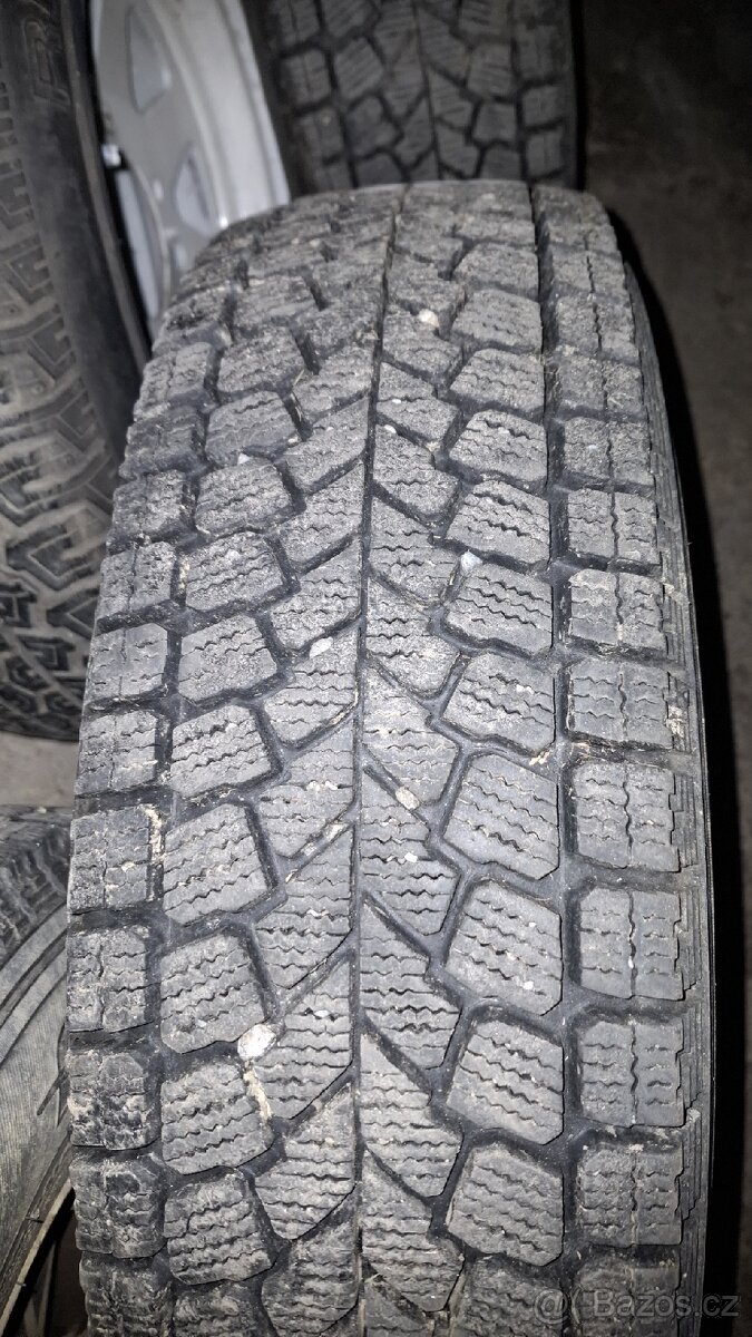 Kola suzuki samurai - 4