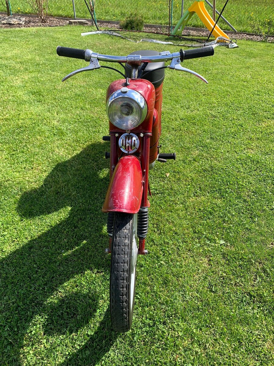 Jawa 555, kráska z 60. let - 4