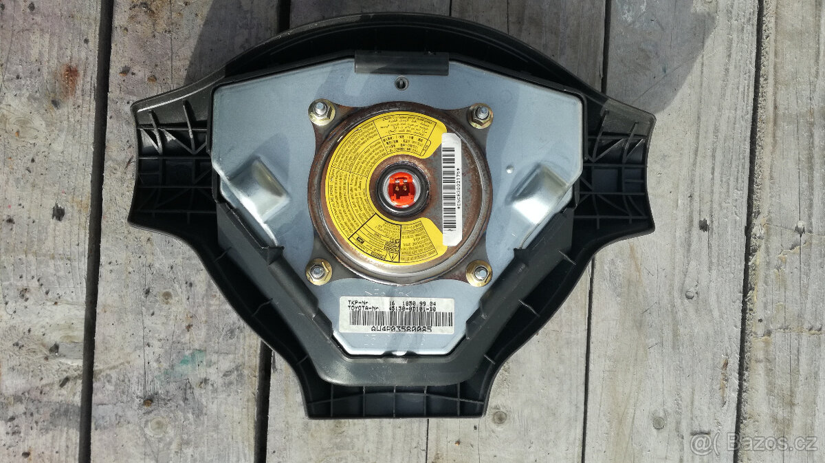 díly Toyota Yaris I - 4