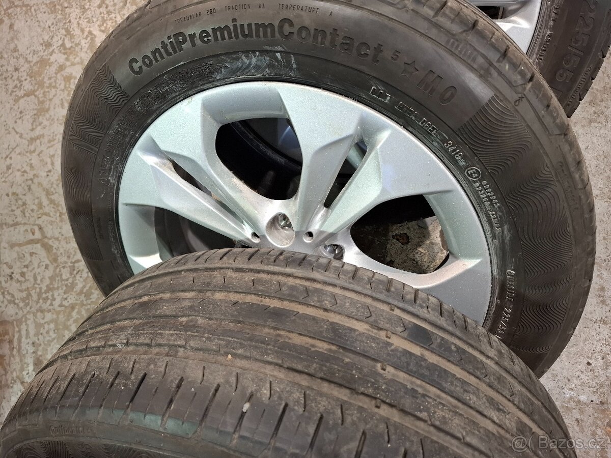 Original letní sada 17" BMW X1 style 564 - 4