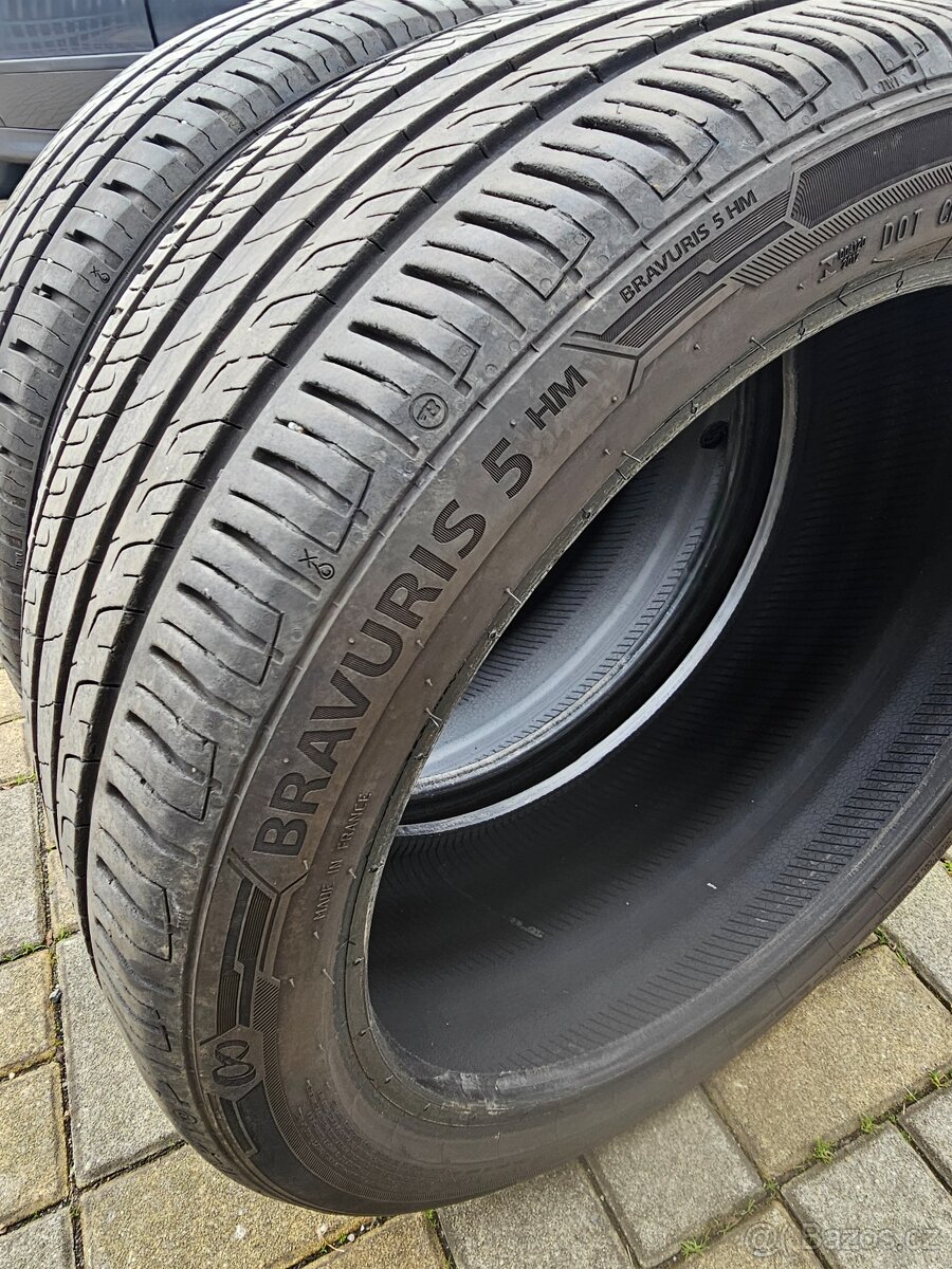 235/40/18 letní Barum - 4