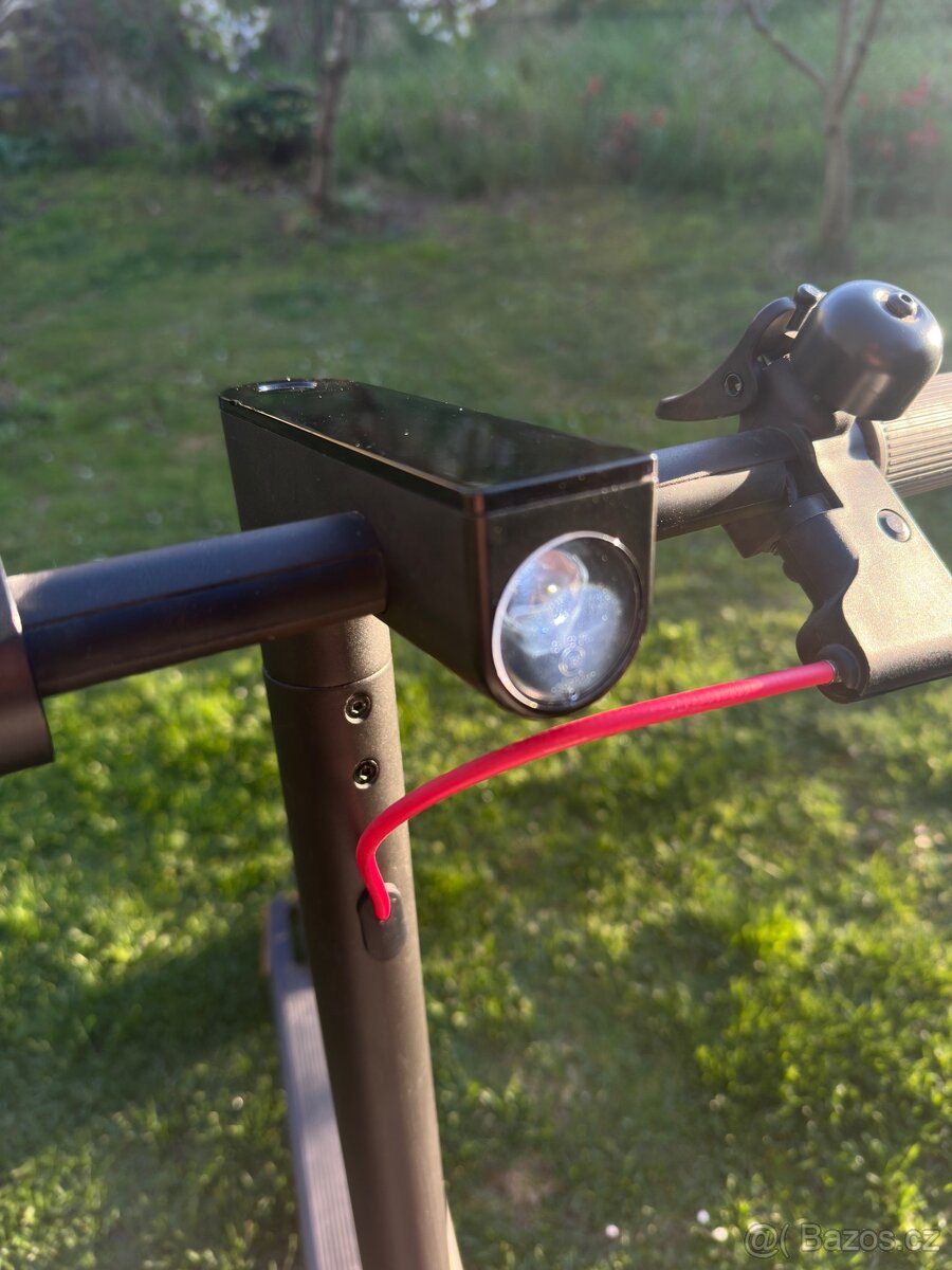 Elektrická koloběžka Xiaumi 4 pro - 4