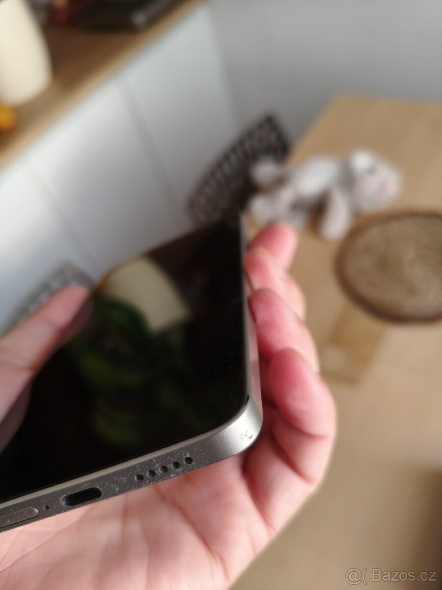 Poco F6 12/512 GB - 4