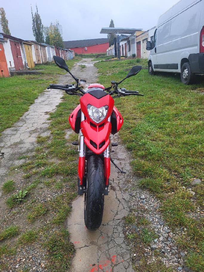 Ducati Hypermotard 1100 - 4