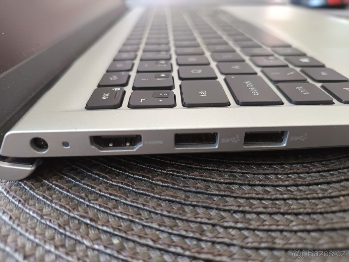 Notebook Dell Inspiron 15 3511 - 4