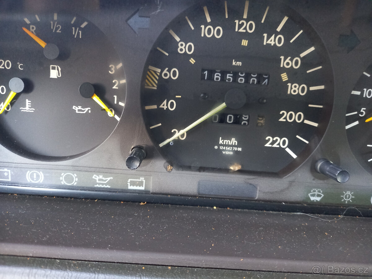 Mercedes W124, 3.0 D - 4