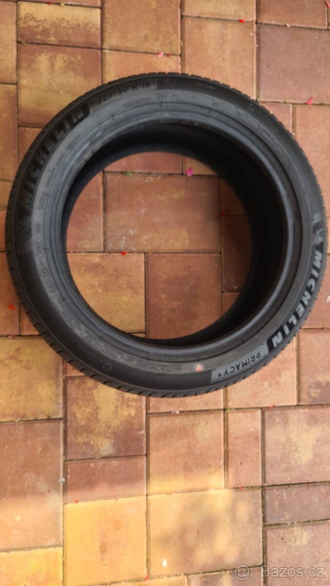 pneu 225/50 R18 Michelin - 4