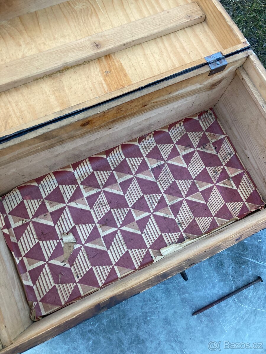 Stará bedna - vojenský kufr - 4