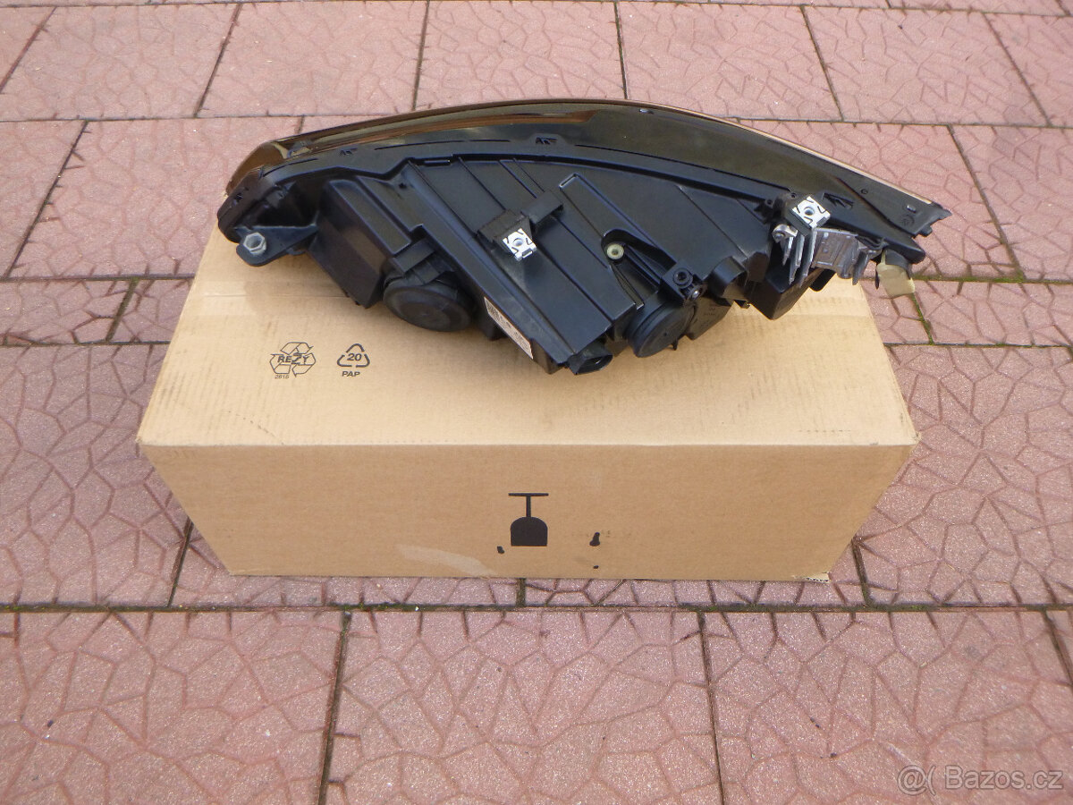 VW Golf 8 VIII lampa světlo LED 5H1941006 5H1941005B - 4