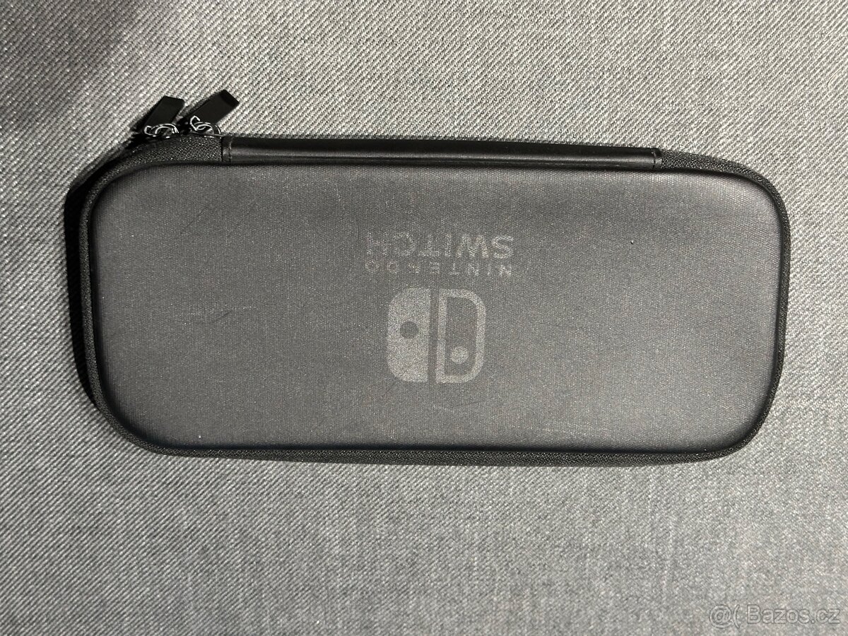 Nintendo Switch + 7 her + 2 ovladače JoyCon - 4