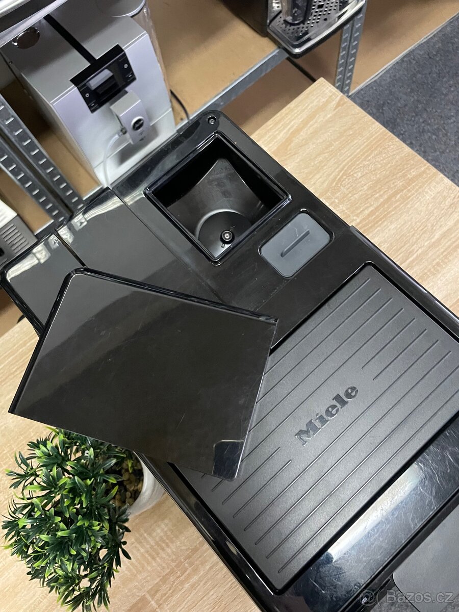 Kávovar Miele CM 5400 - 4