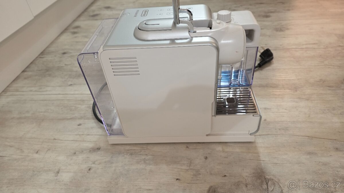 DeLonghi Nespresso Lattissima Touch - 4