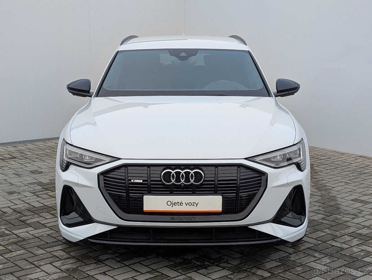 Audi E-tron S-Line 55 Quattro - 4