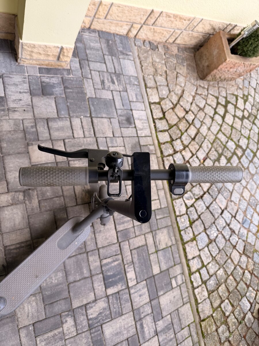 Prodám Xiaomi Mi Electric Scooter 1S - 4