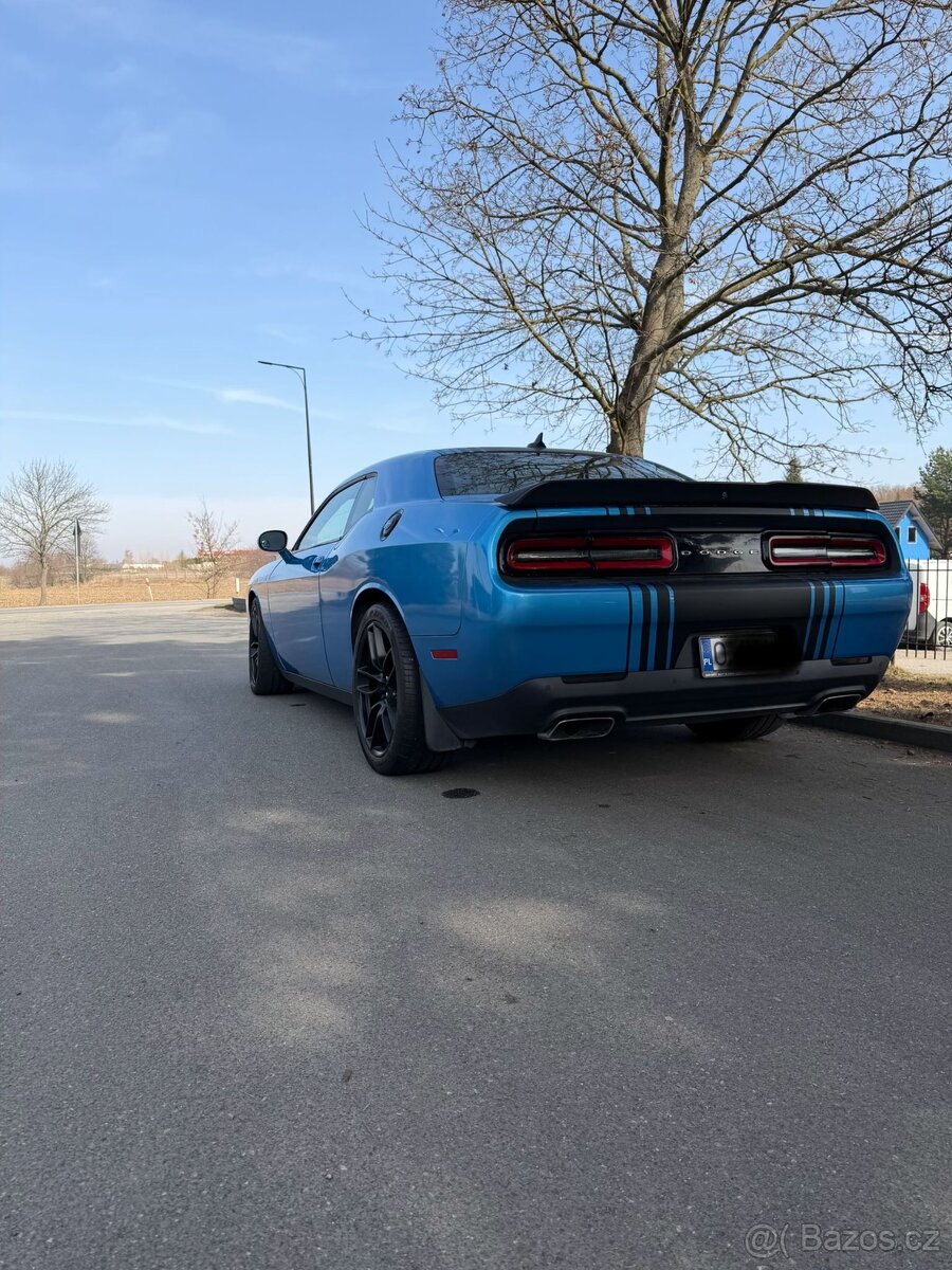 Dodge Challenger Automatik R/T Plus Shaker 70000km najeto - 4