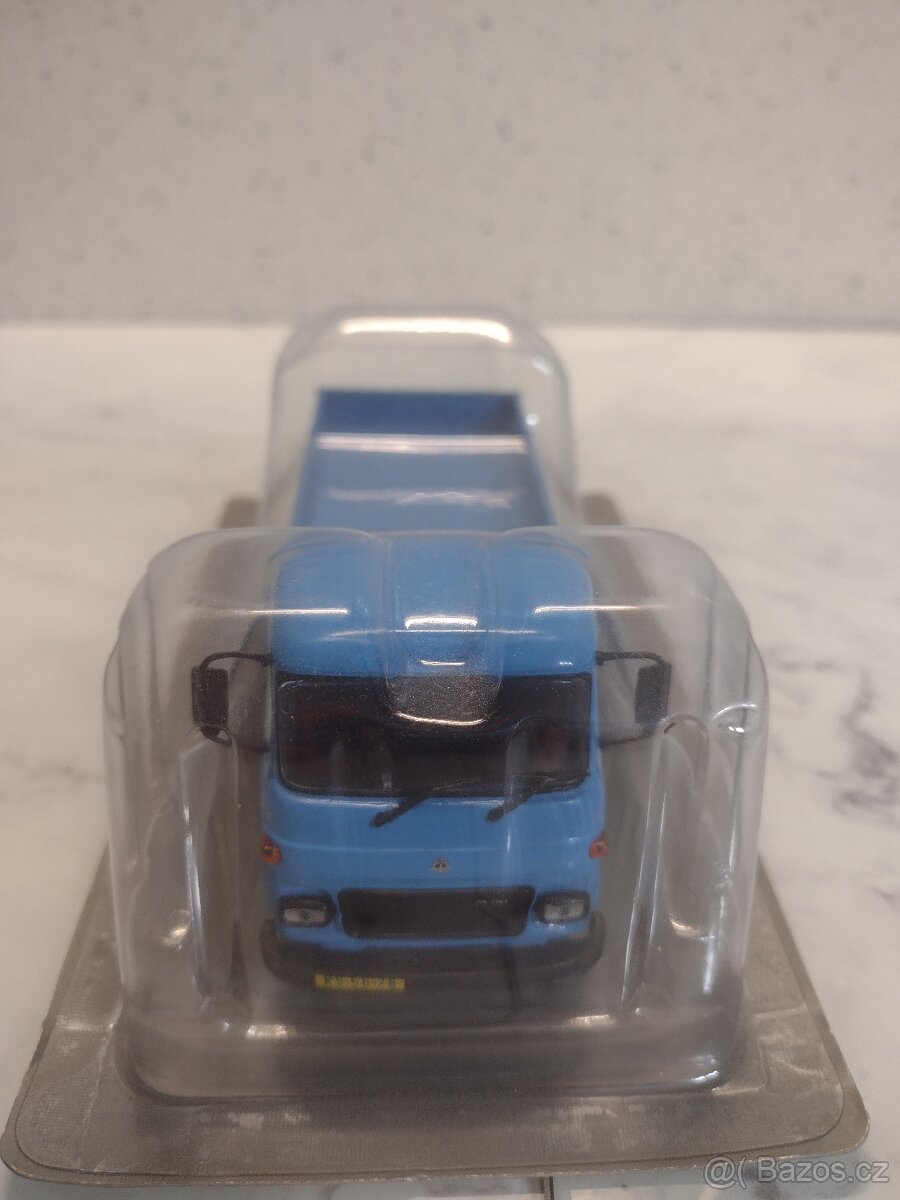 MODEL AVIA A31N - 4