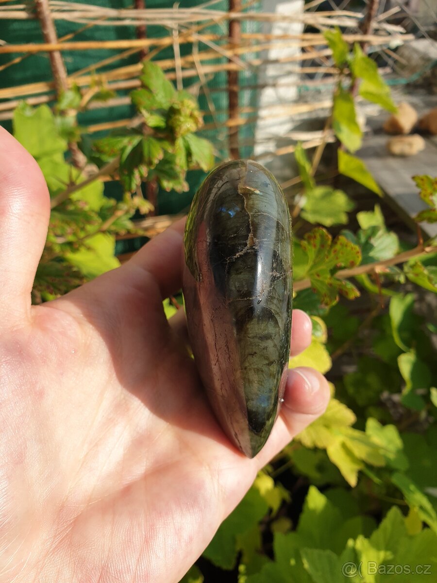 Labradorit - přes 0,4 kg srdce, stojánek zdarma - 4