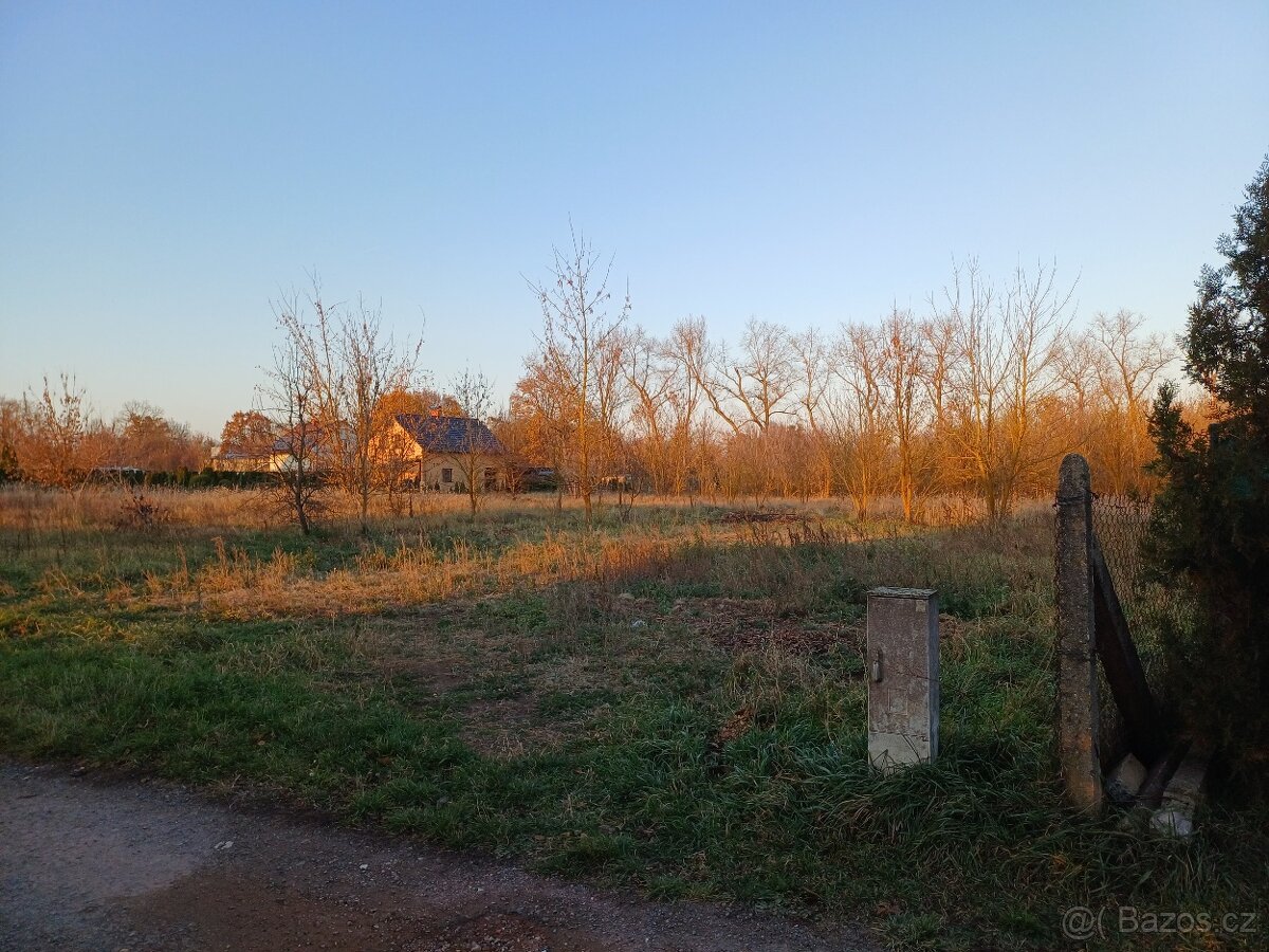 Prodej pozemku/zahrady 2251 m2 Hodonín - 4