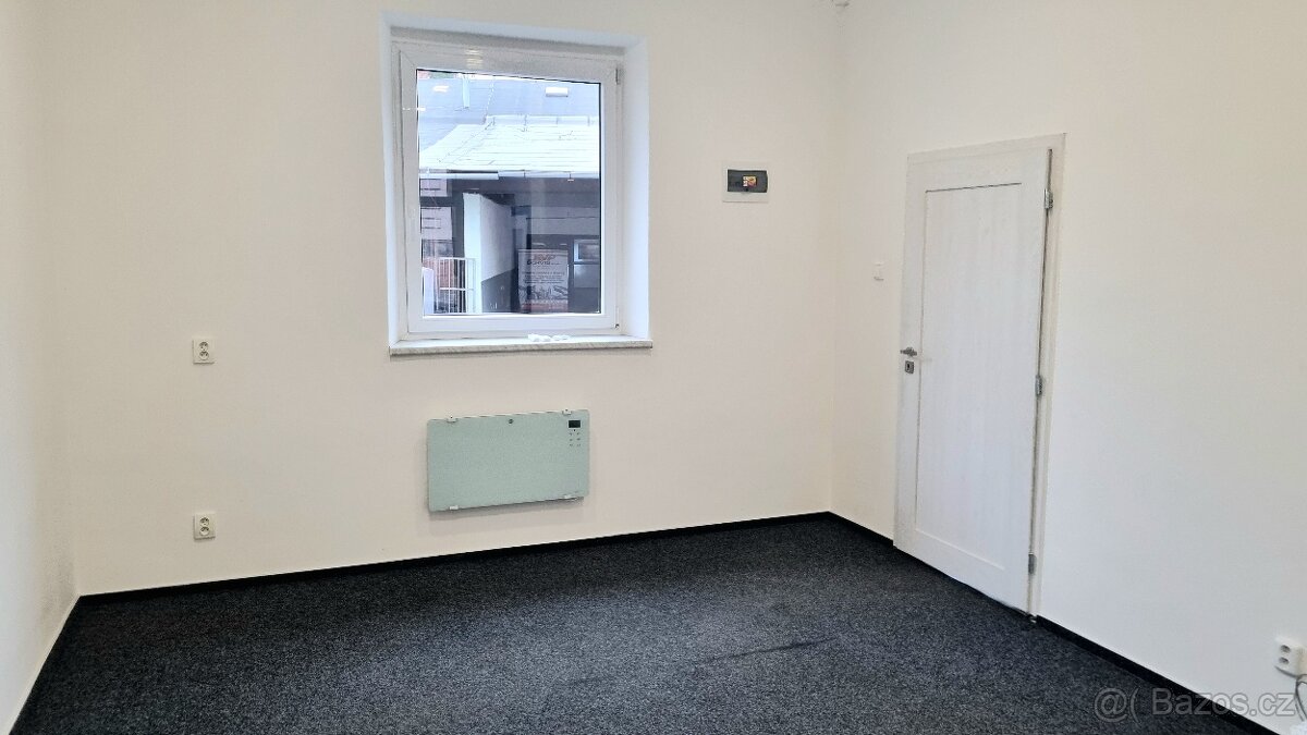 PRONÁJEM OBCHODNÍCH PROSTOR V CENTRU OPAVY - 4