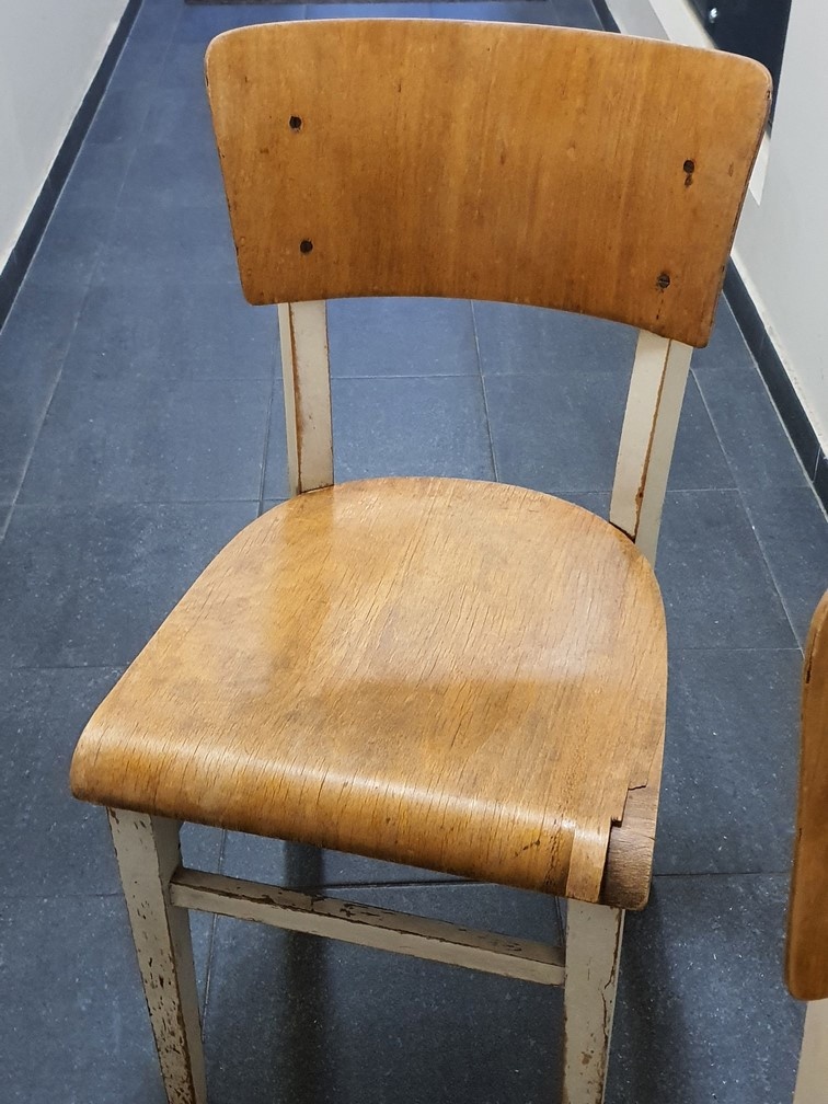 retro poválečné ČSR židle 2+1ks socialismus 1940 - 1950 - 4