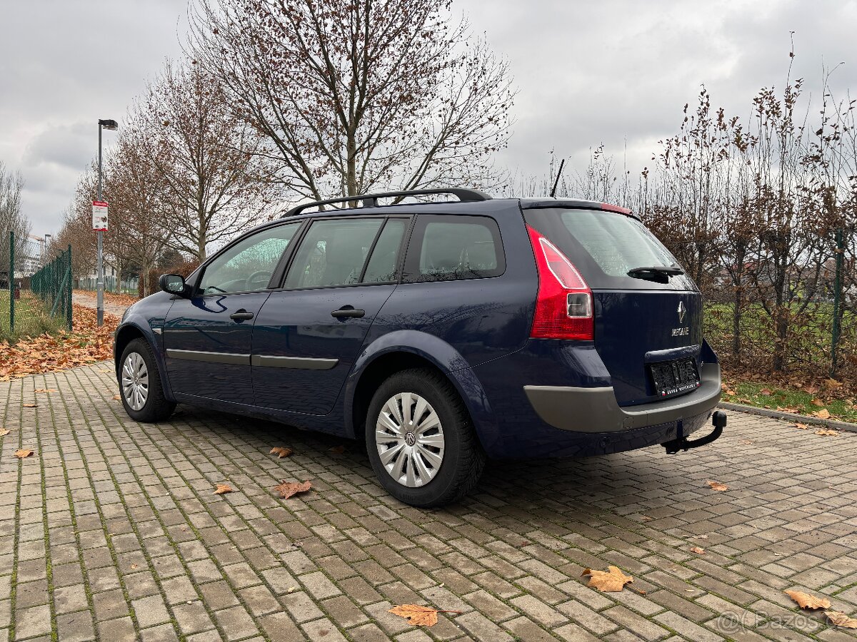 Renault Megane Authentiq 1.6 - 4