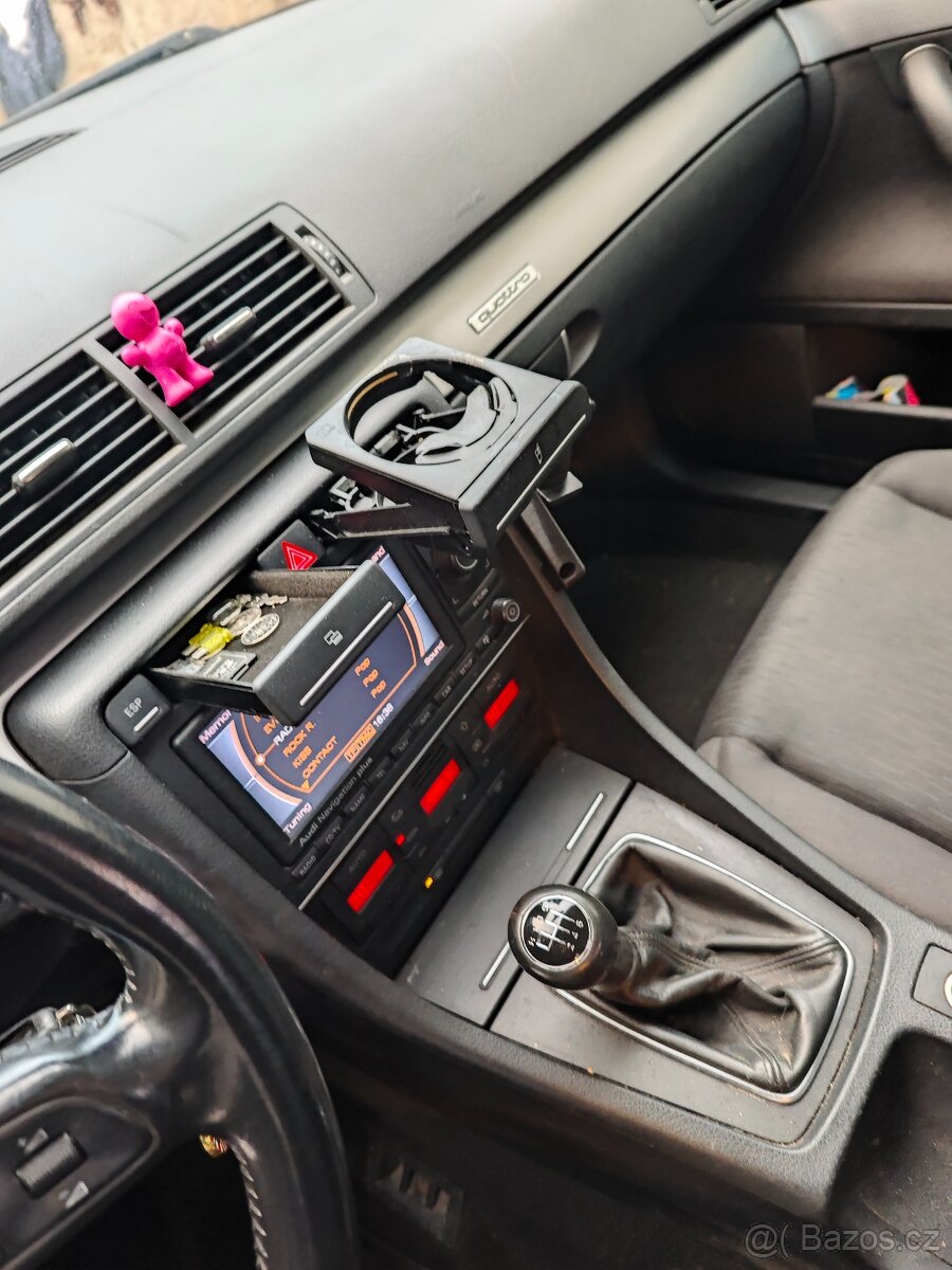 Prodám Audi A4 B7 quattro - 4