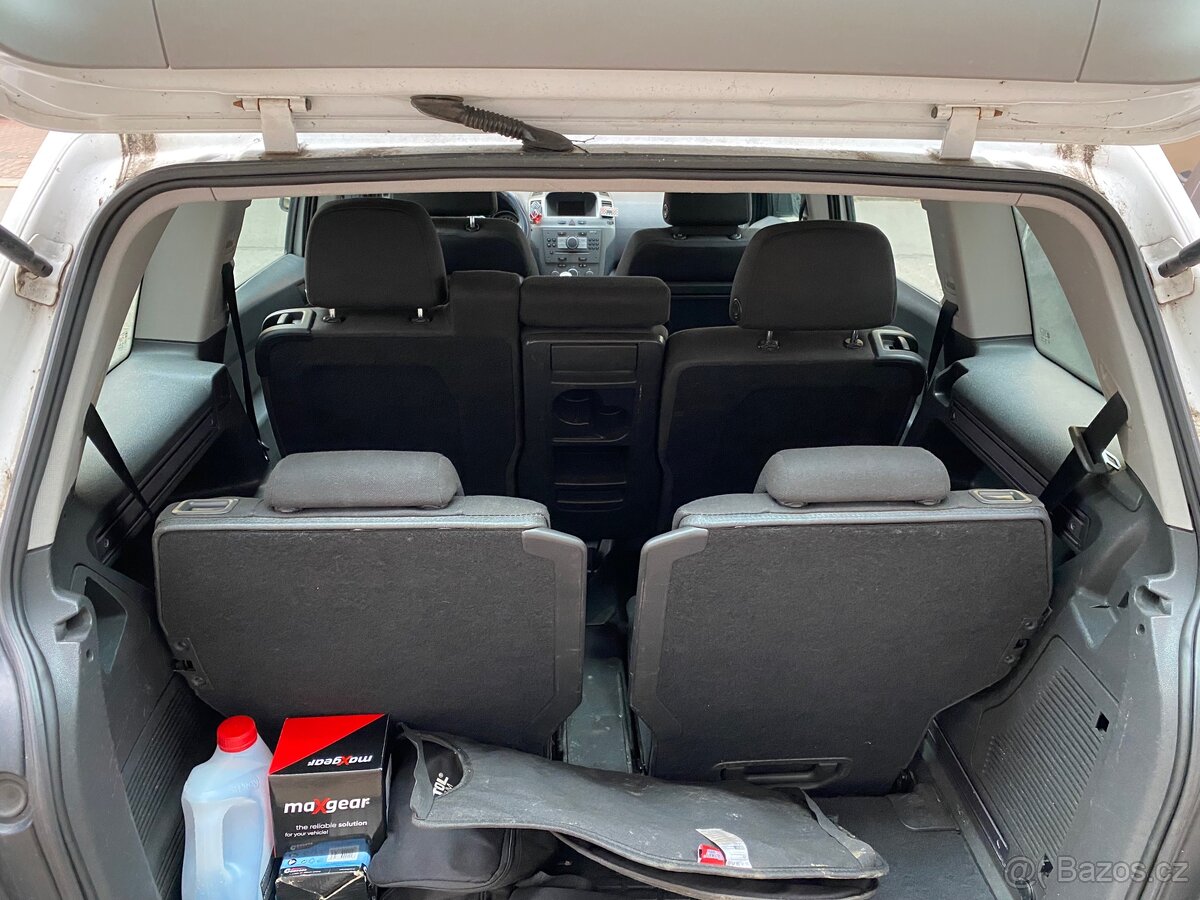 Opel Zafira 1.9 CDTI - 4