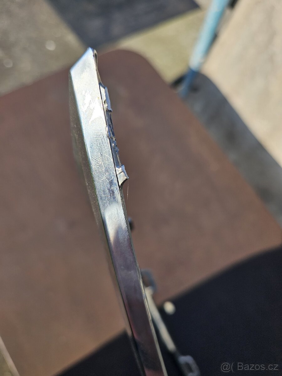 Prodám rámeček chladiče pro Škoda Rapid - 4