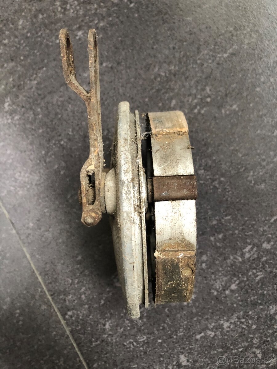 Brzdový štít jawa 50 - 4