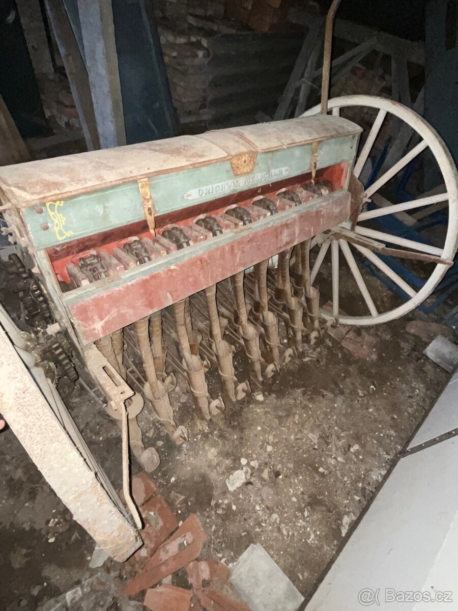 Prodám secí stroj Melichar. - 4