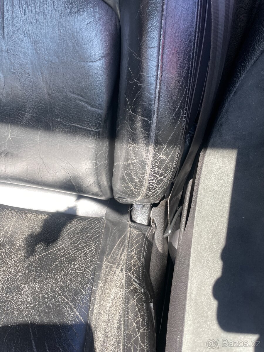 Interiér Peugeot 206 cc - 4