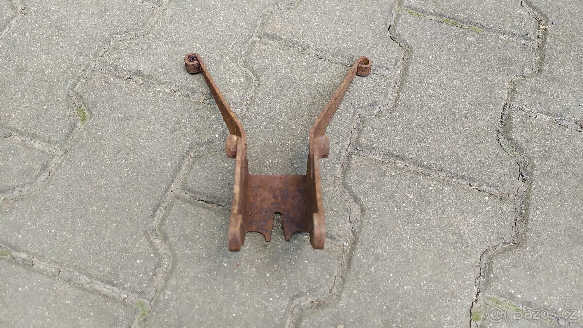Držák sedla, ČZ 125, 150 C - 4